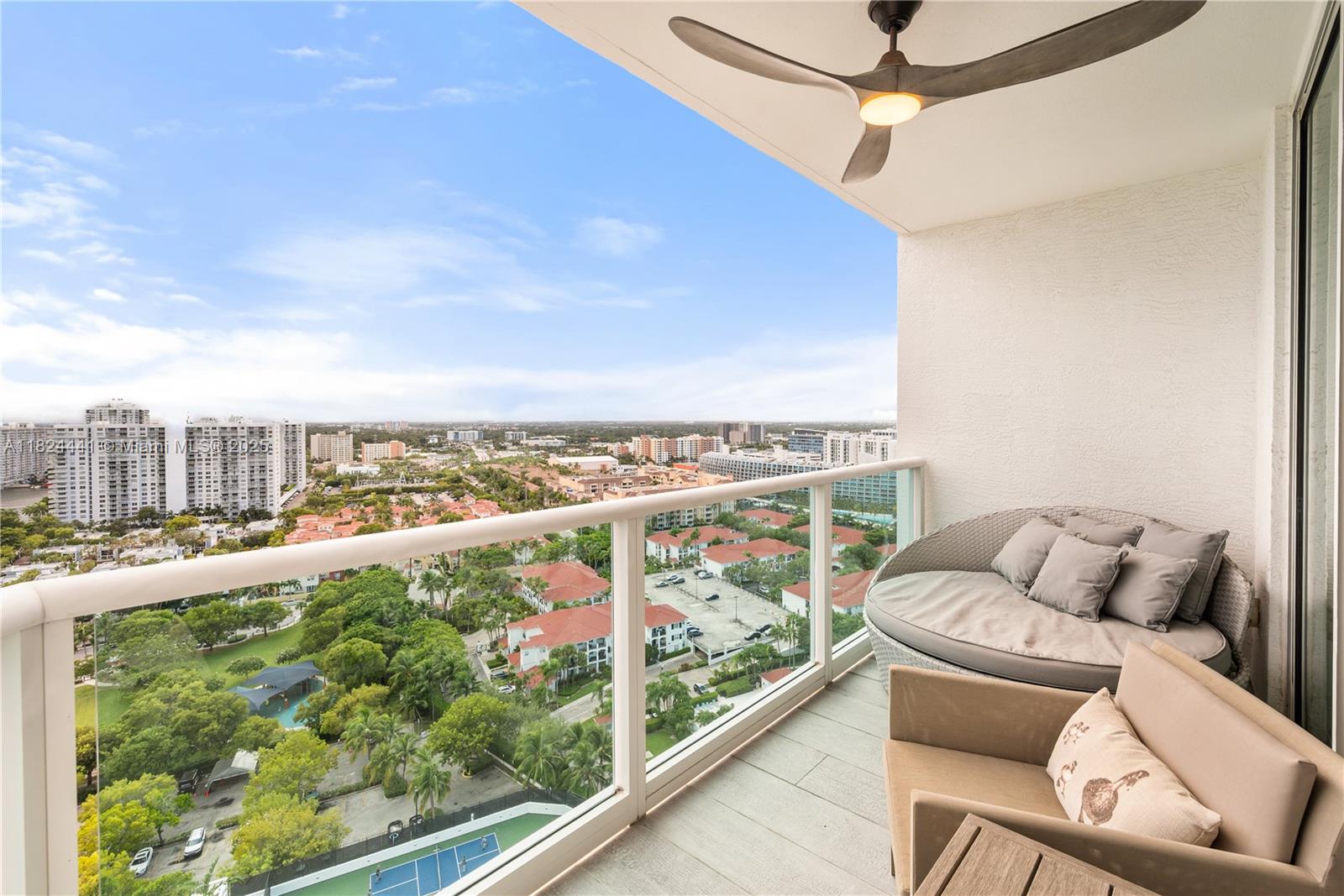 THE PENINSULA II CONDO - Residential