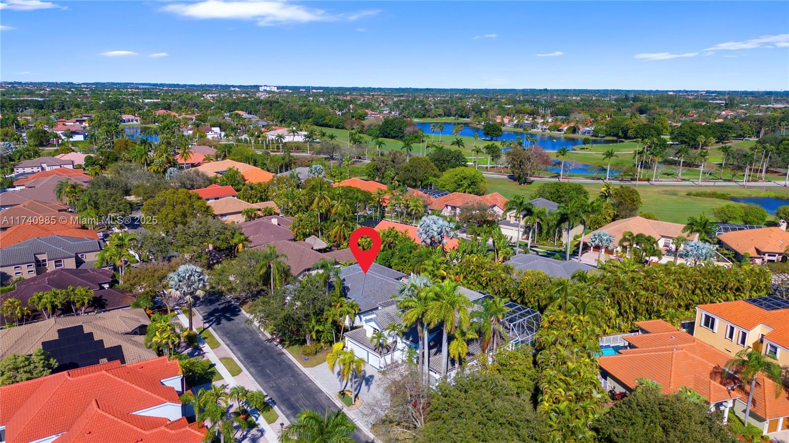 HOLLYWOOD LAKES COUNTRY C - Residential