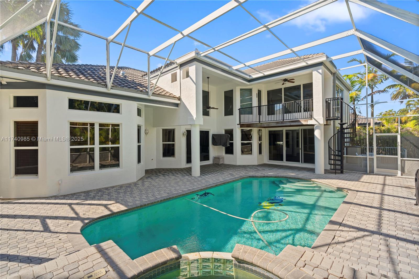 HOLLYWOOD LAKES COUNTRY C - Residential