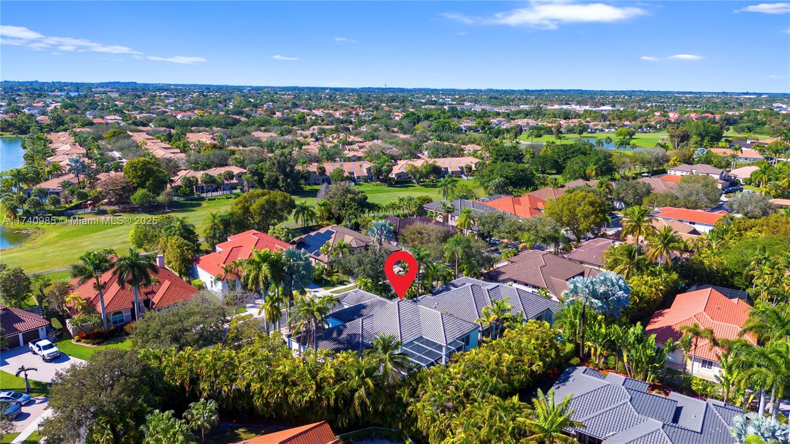 HOLLYWOOD LAKES COUNTRY C - Residential