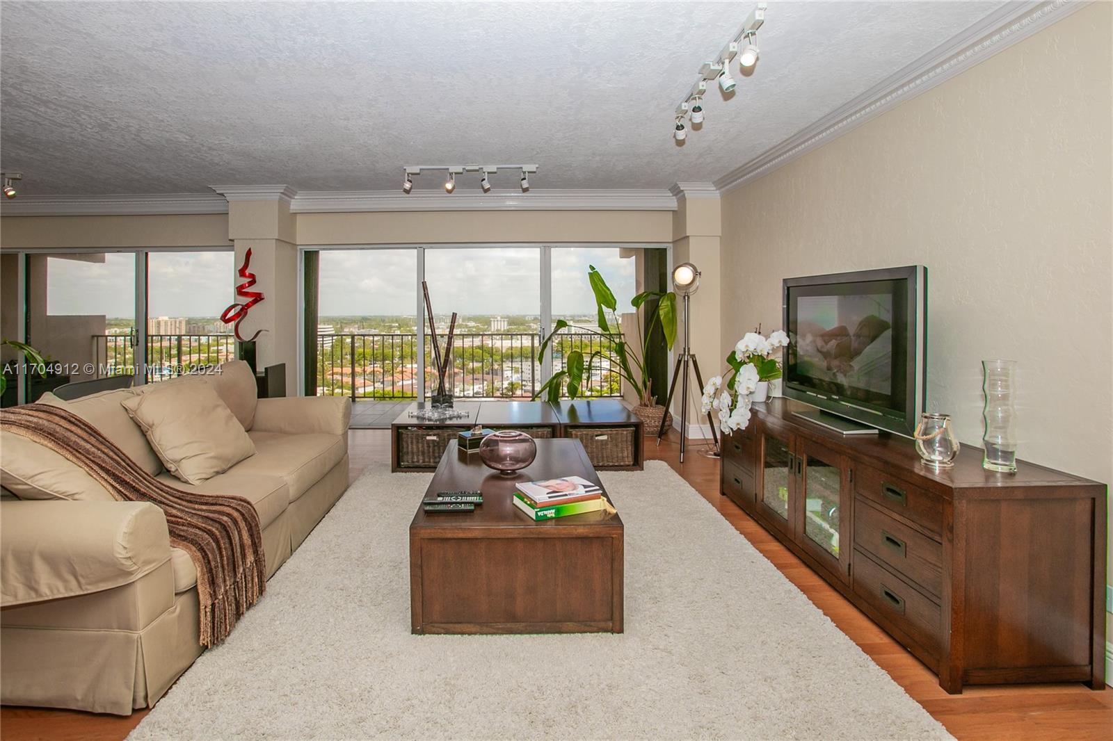 1800 NE 114th St 1911