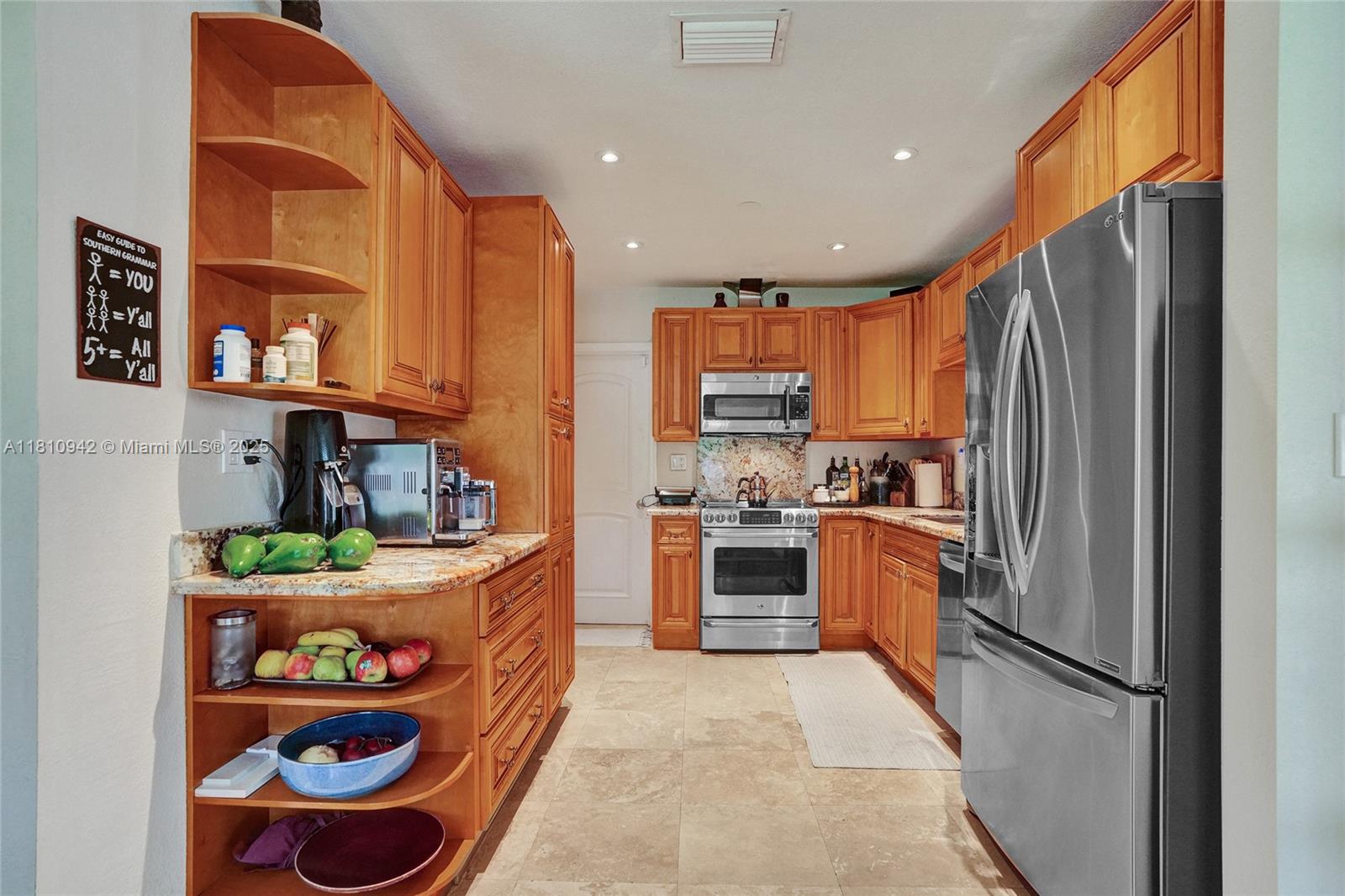 CORAL GABLES RIV SEC 6 - Residential