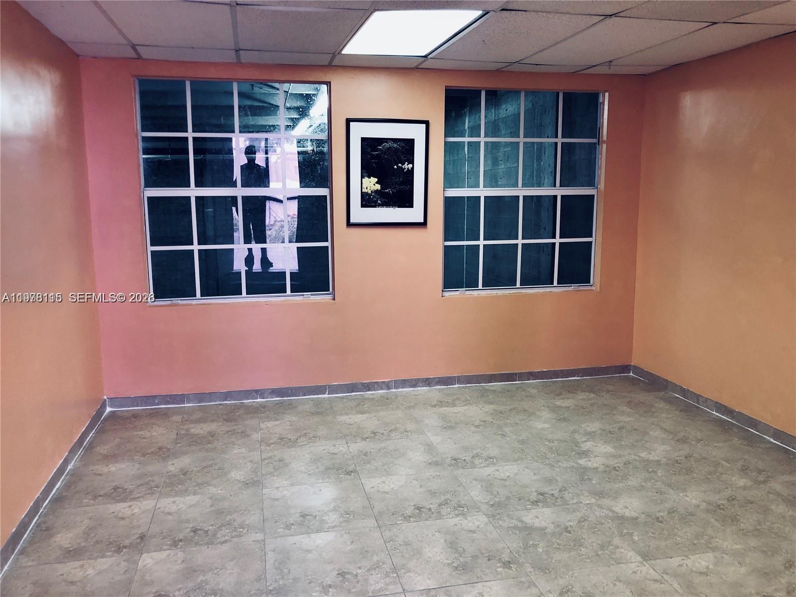 6850 NW 77th Ct 6850