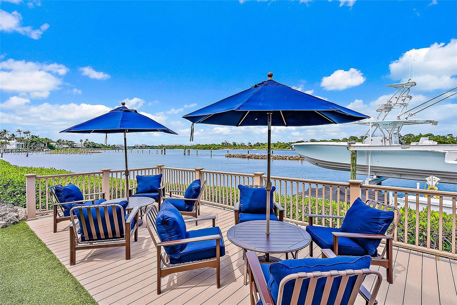 Admirals Cove - Residential