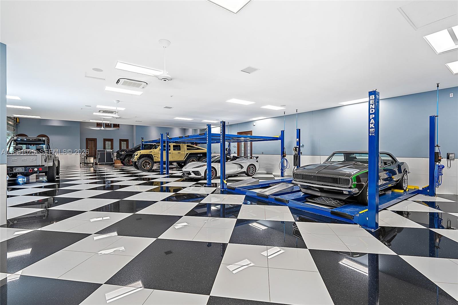 Admirals Cove - Residential