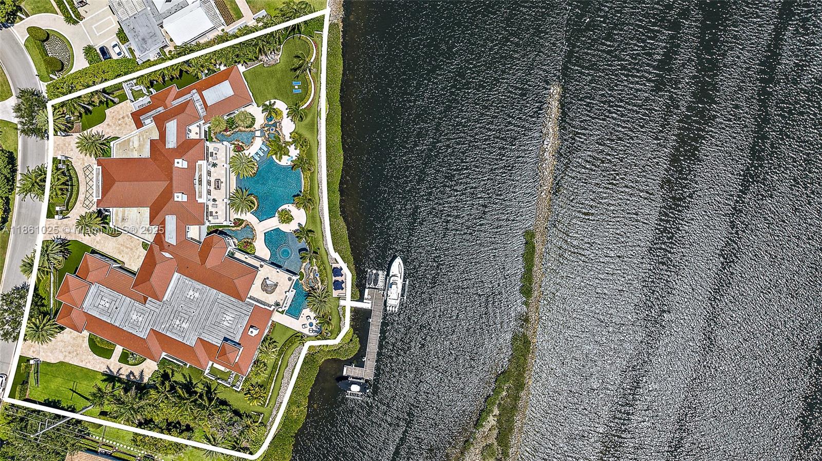 176 Spyglass Ln