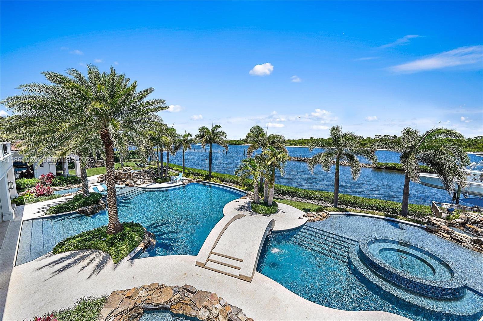 Admirals Cove - Residential