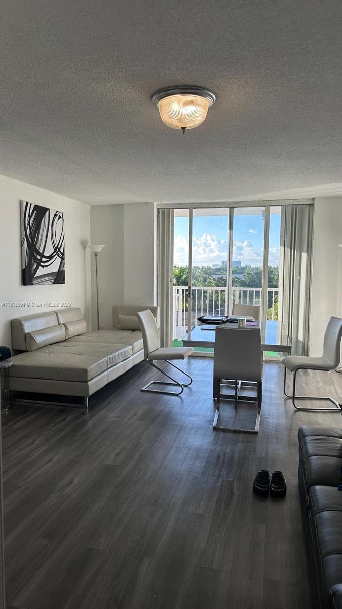 KEYSTONE TOWERS CONDO - Residential