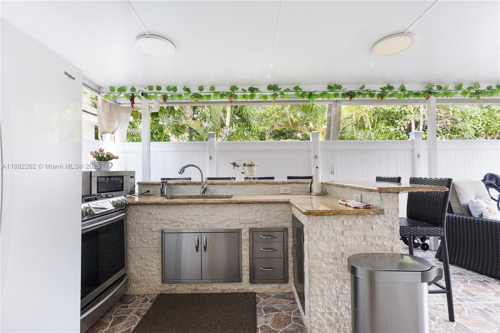 MONTERREY 2ND ADDN - Residential