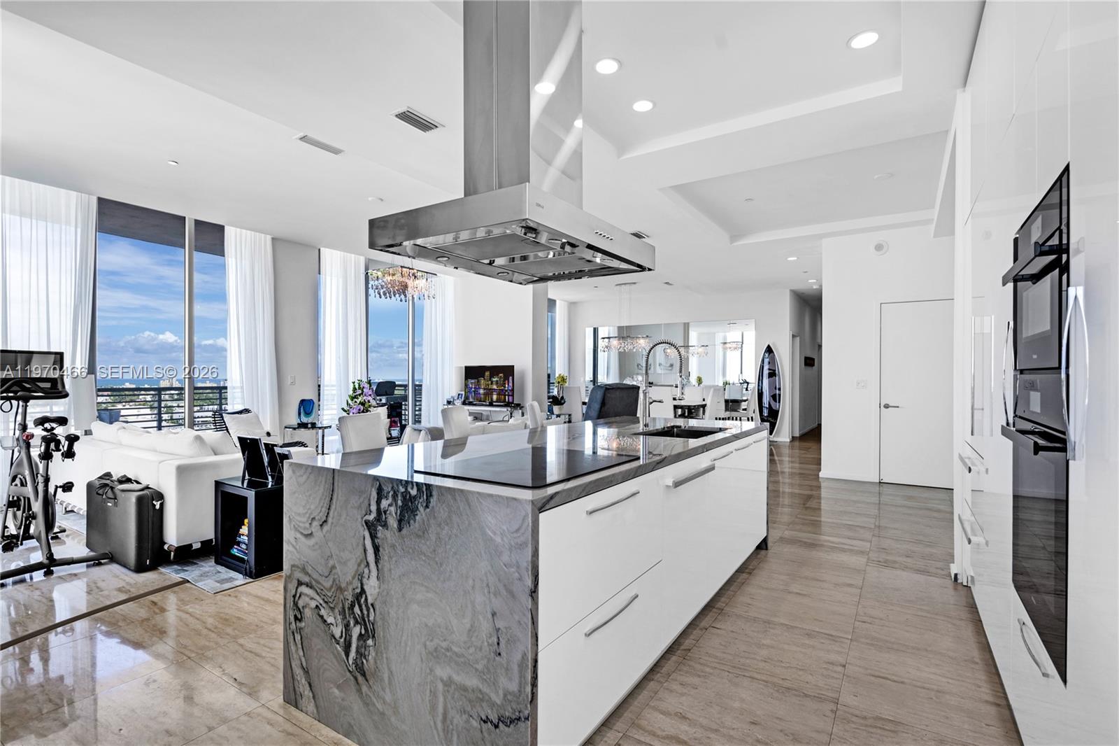 CAPRI SOUTH BEACH CONDO - Residential