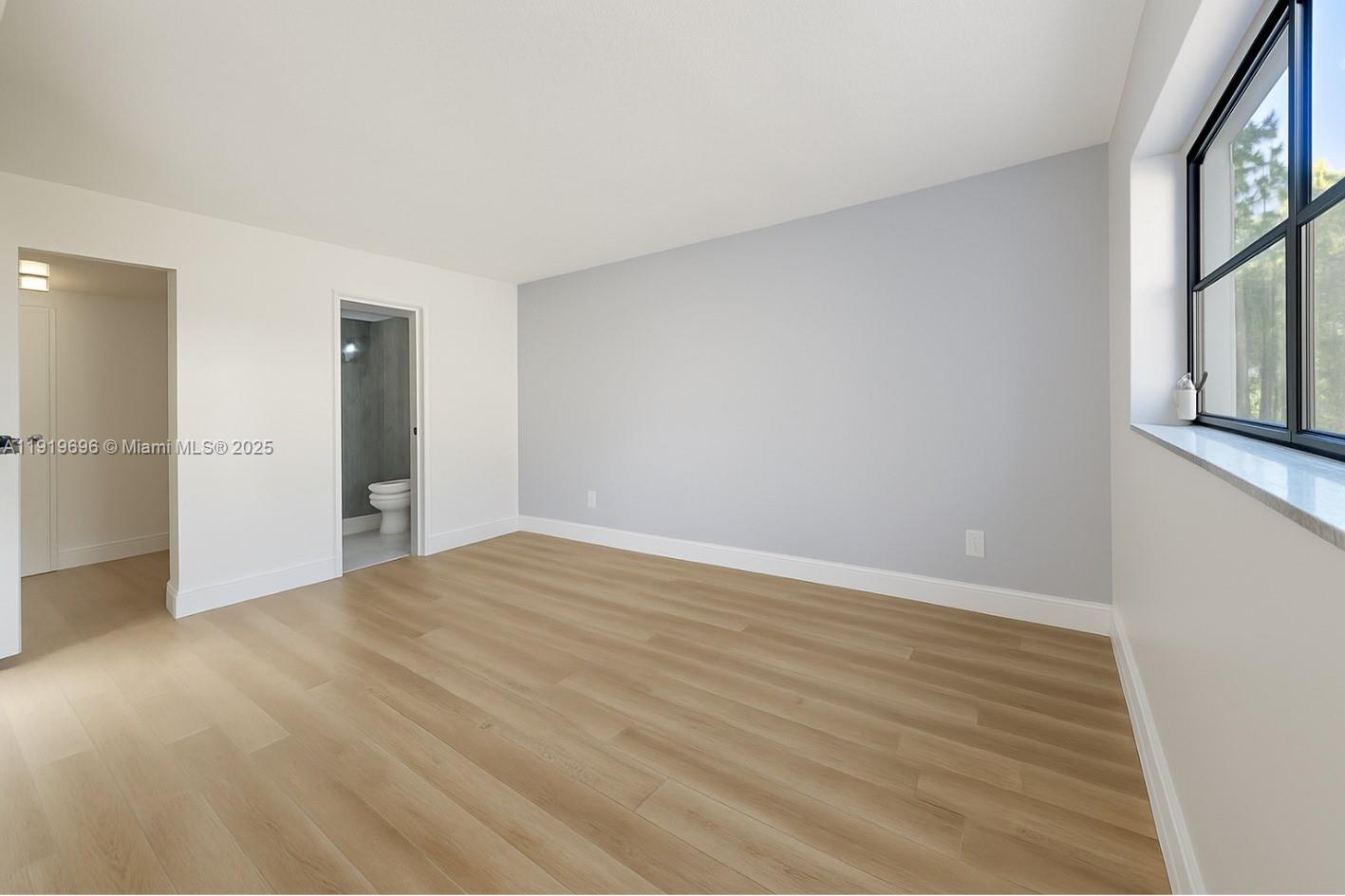 HIDDEN HARBOR CONDOMINIUM - Residential