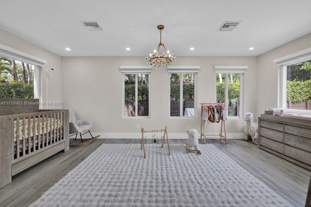 MIAMI SHORES SEC 3 - Residential