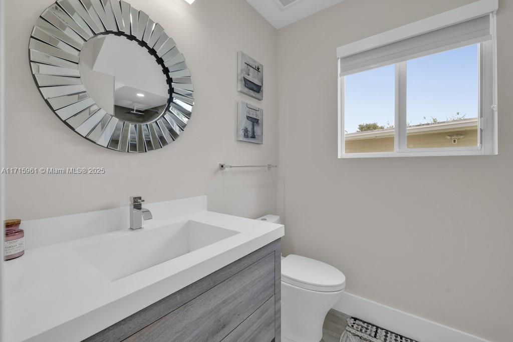 MIAMI SHORES SEC 3 - Residential