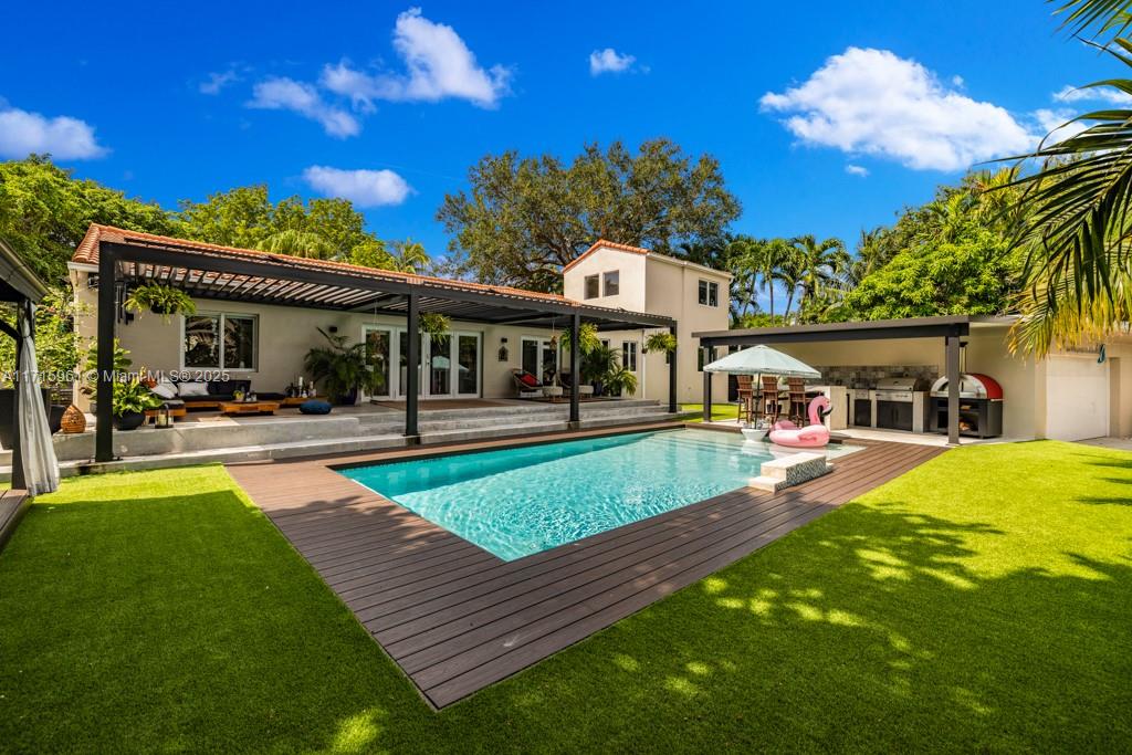 MIAMI SHORES SEC 3 - Residential