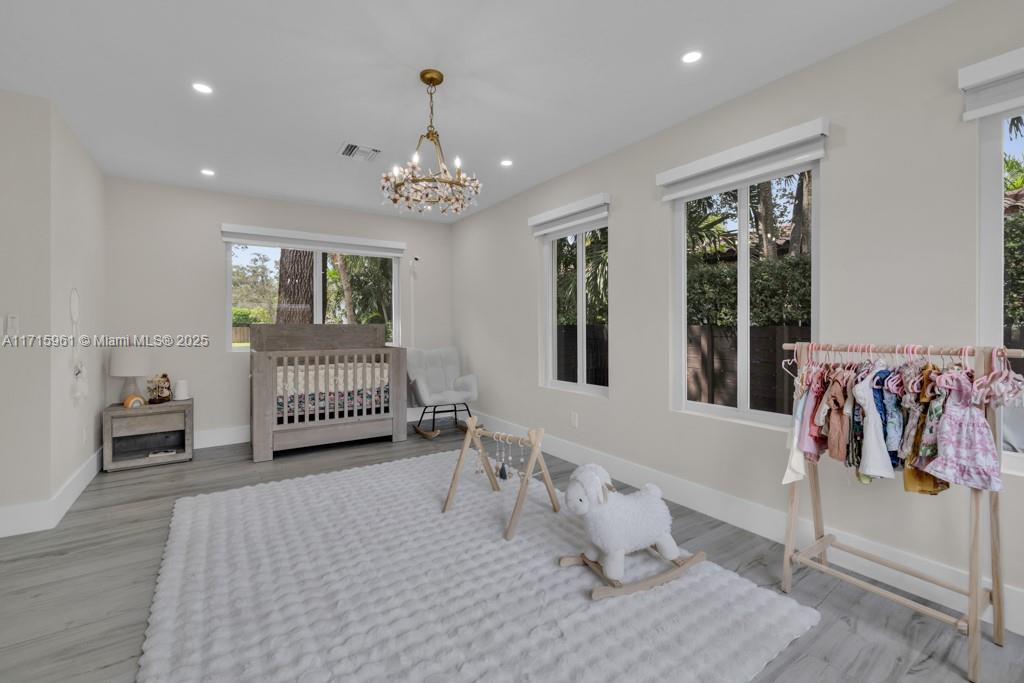 MIAMI SHORES SEC 3 - Residential