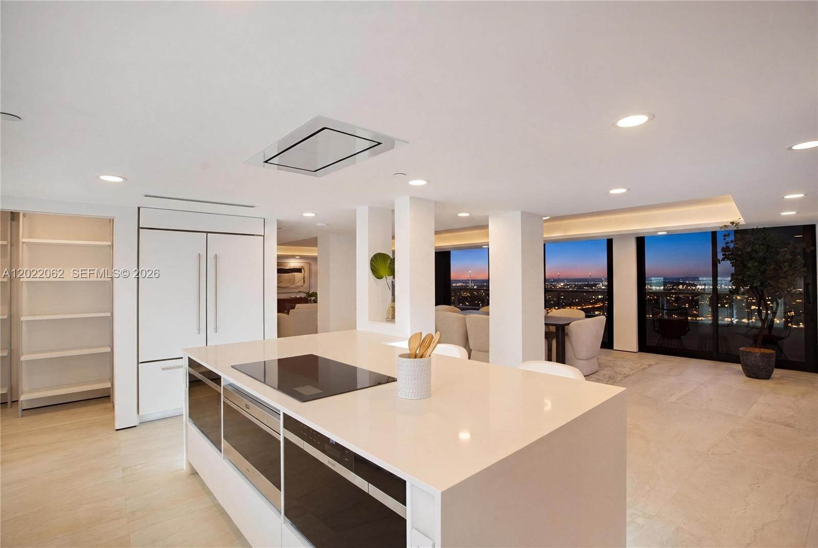 NINE ISLAND AVENUE CONDO - Residential