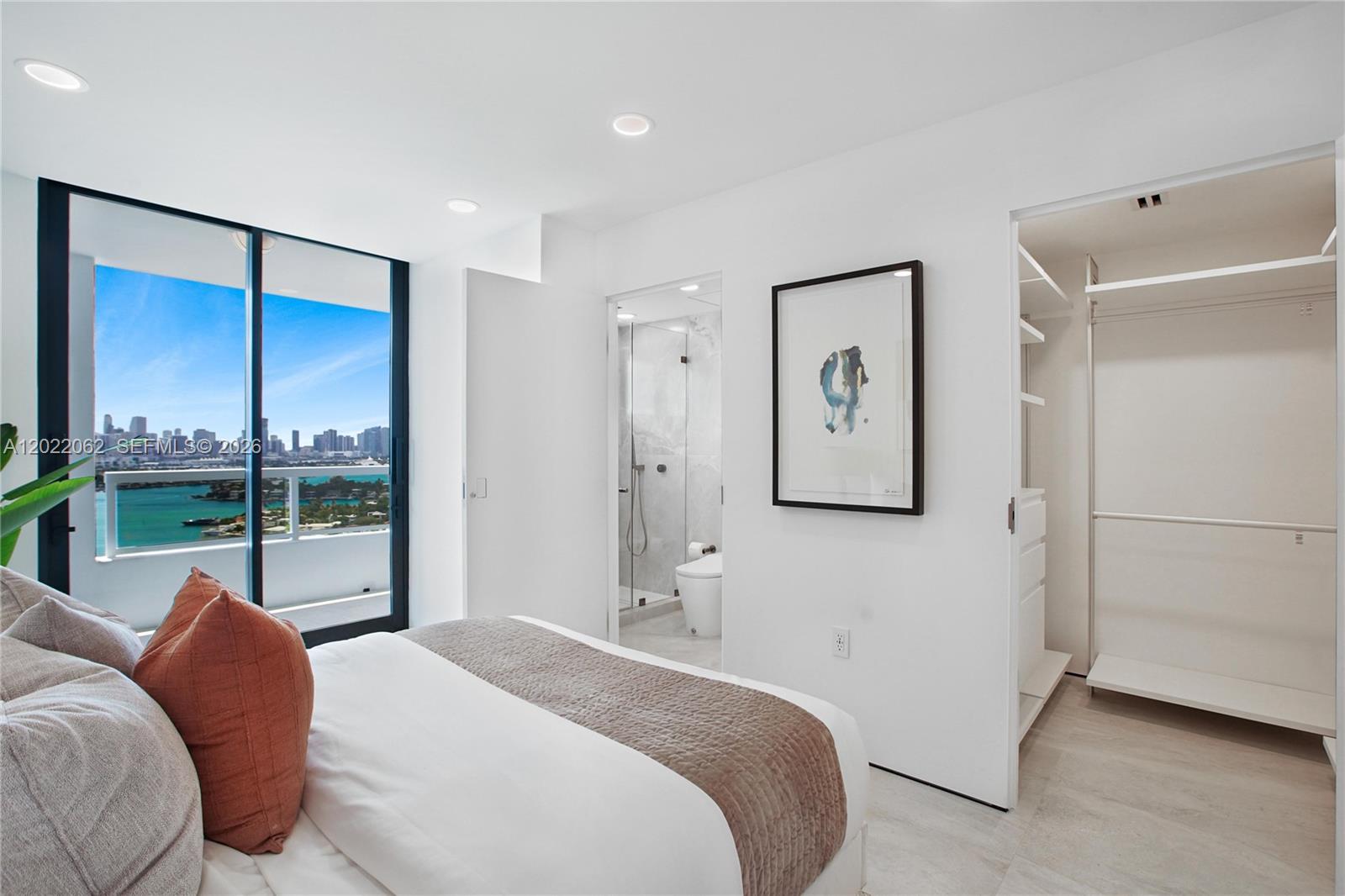 NINE ISLAND AVENUE CONDO - Residential