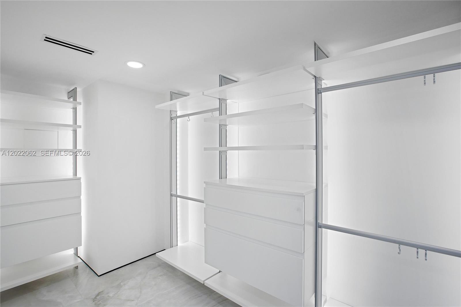 NINE ISLAND AVENUE CONDO - Residential