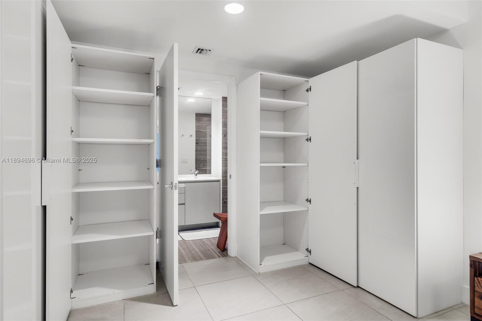 1010 BRICKELL CONDO - Residential