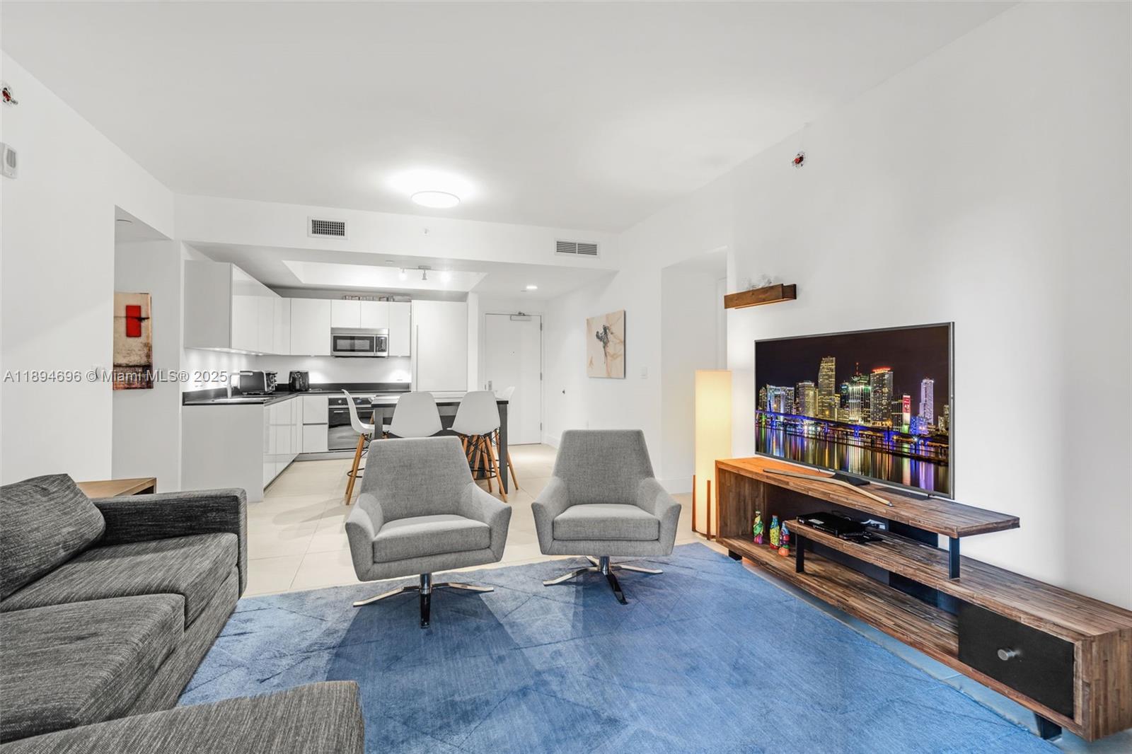1010 Brickell Ave 1607