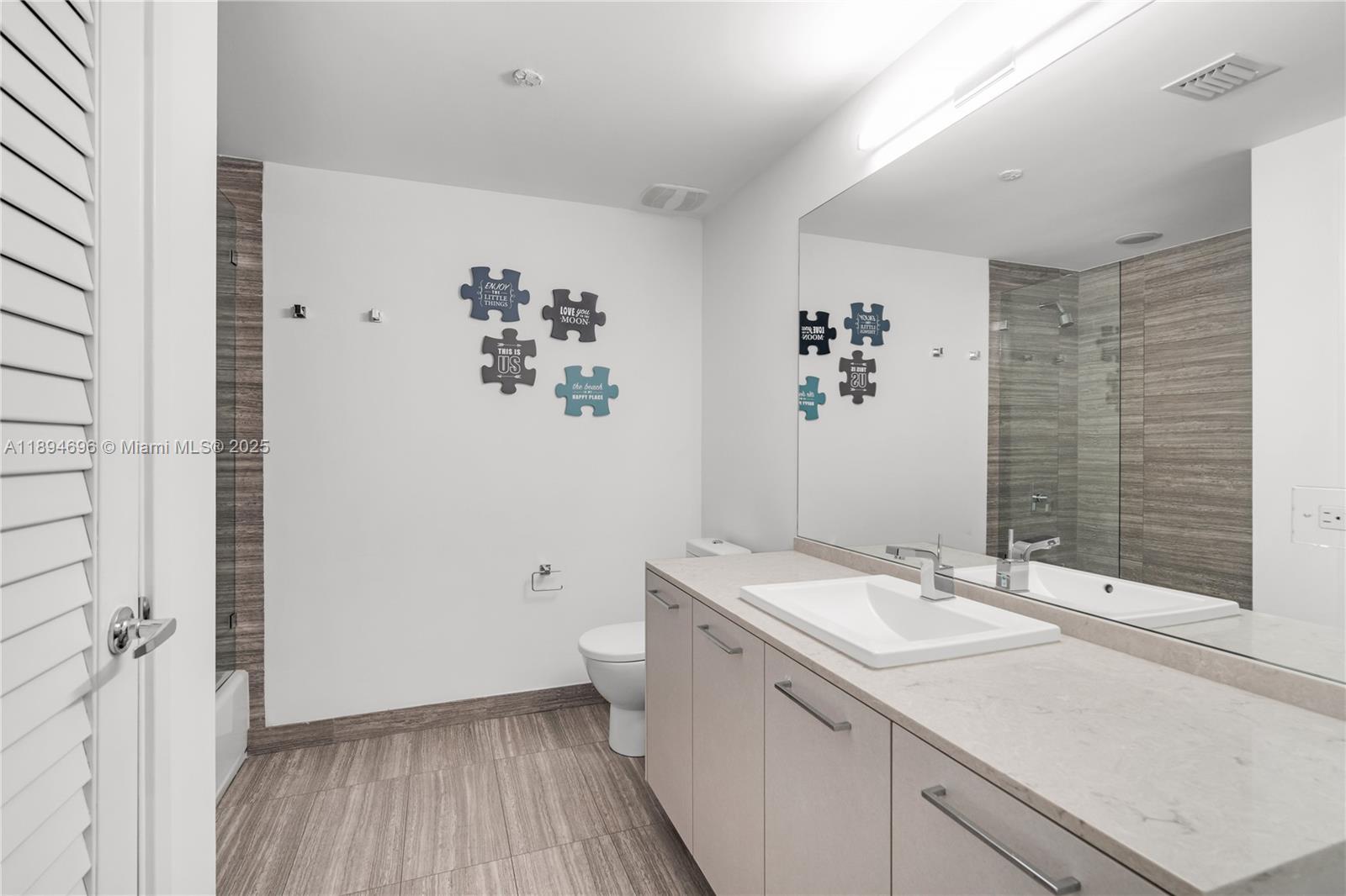 1010 BRICKELL CONDO - Residential