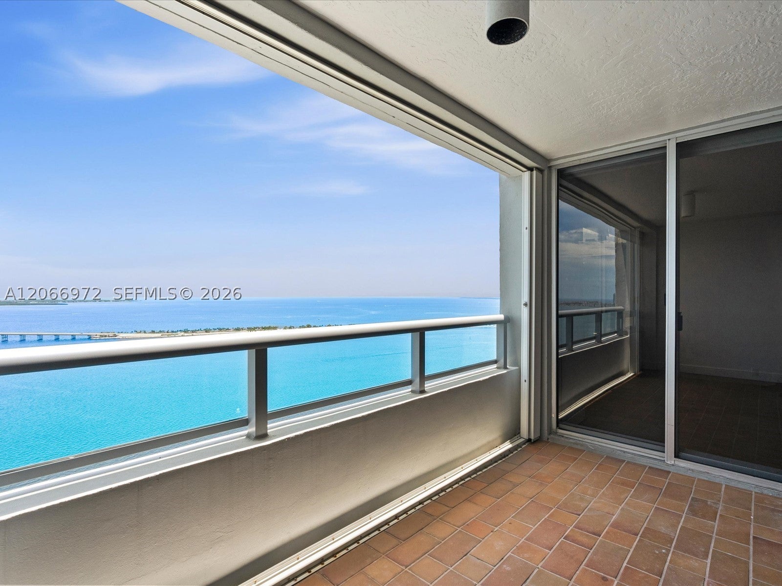1541 Brickell Ave B3804