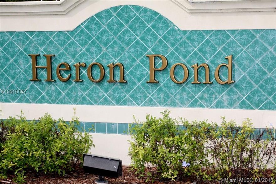 One bed one bath apartment available in Pembroke Pines