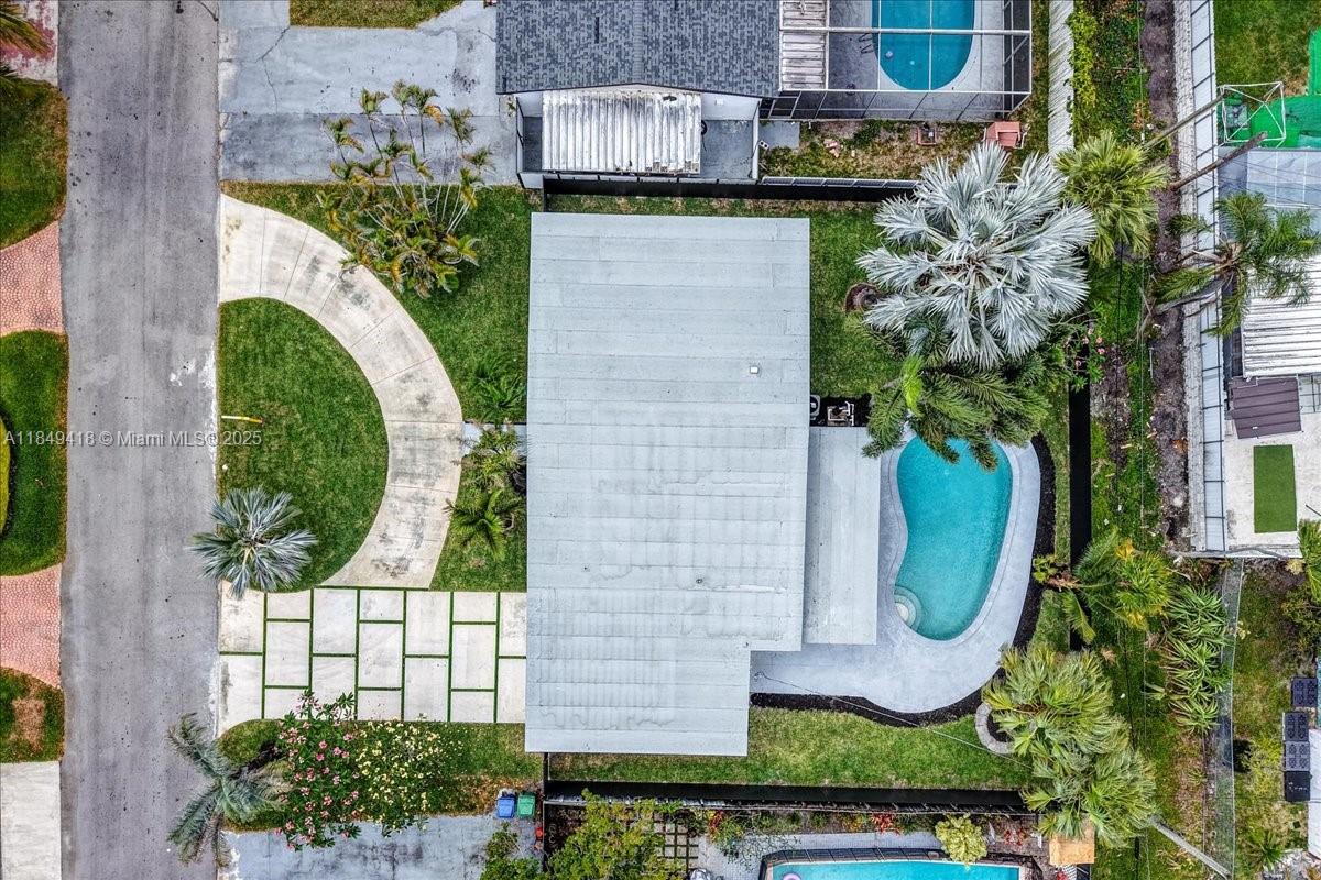 15020 NE 7th Ave, Miami, FL, 33161/$789,000 2 15020 NE 7th Ave