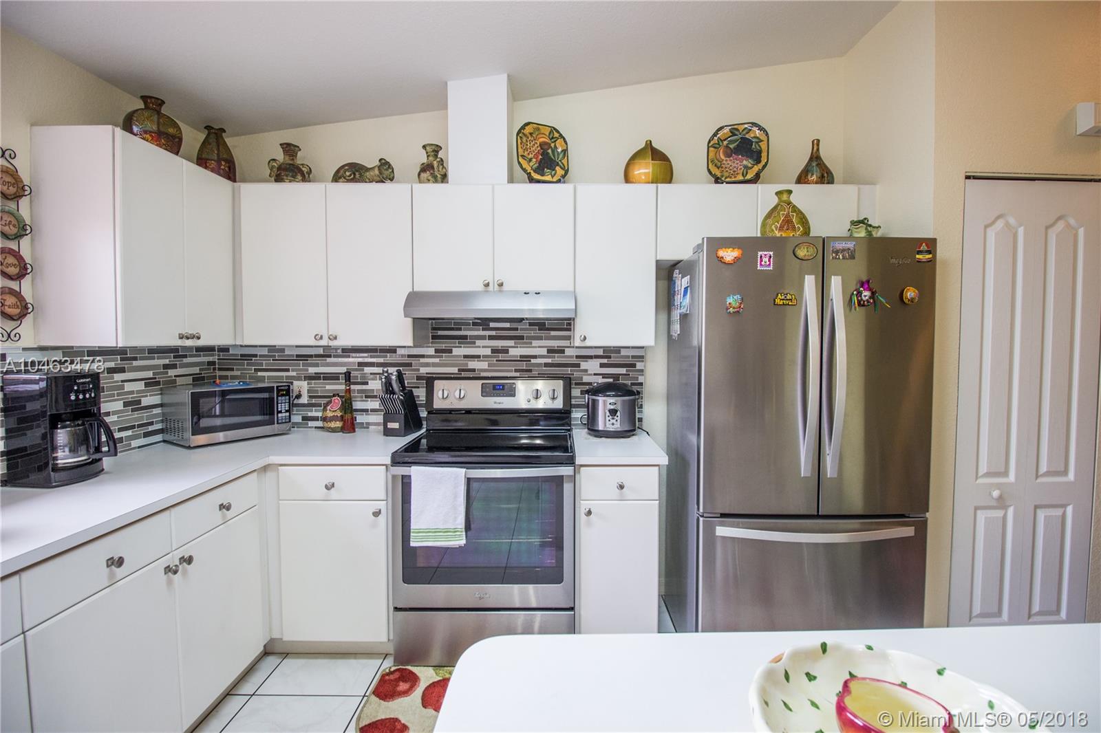 GABRIELLA CONDO NORTH - Residential