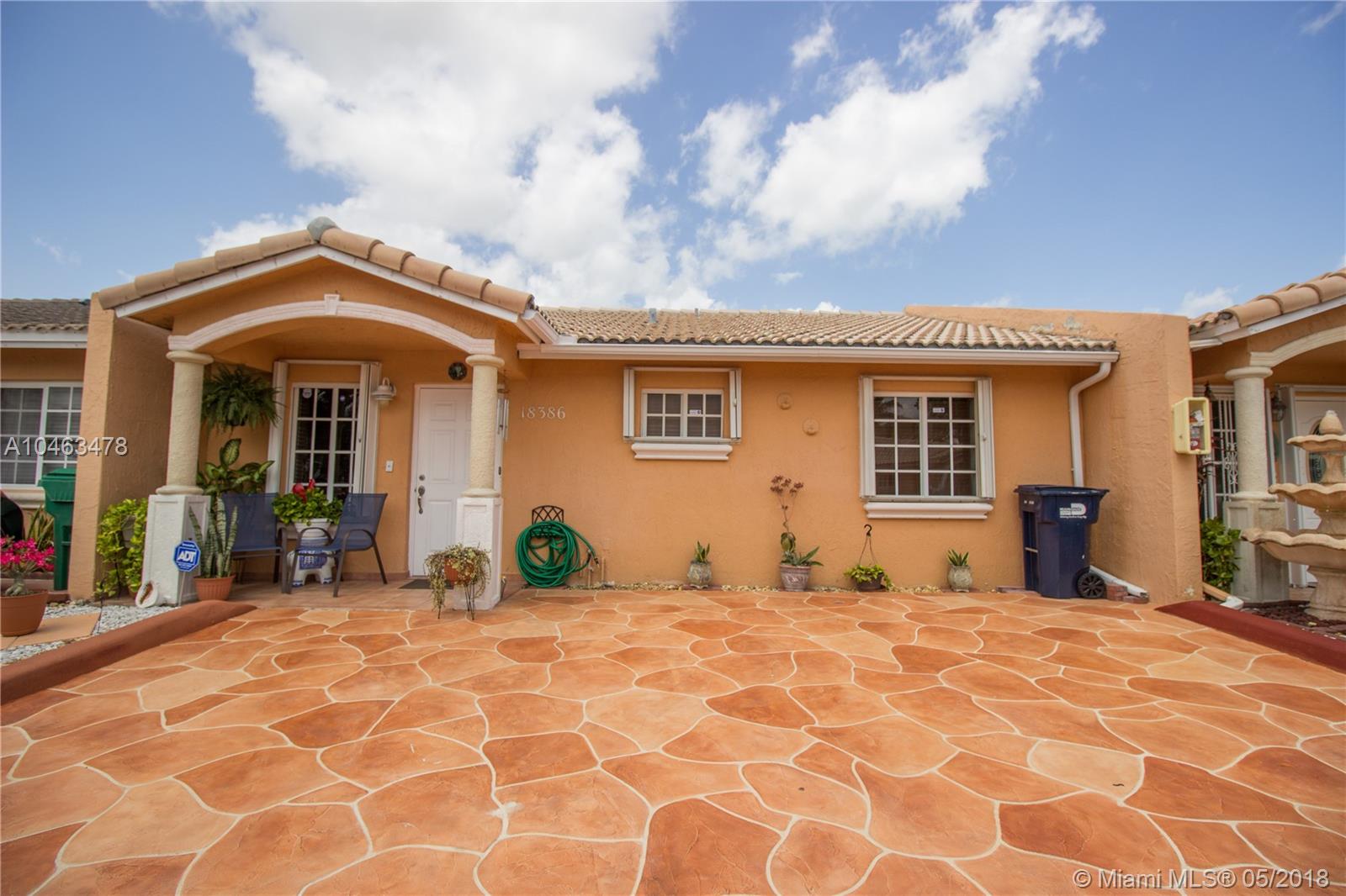 GABRIELLA CONDO NORTH - Residential