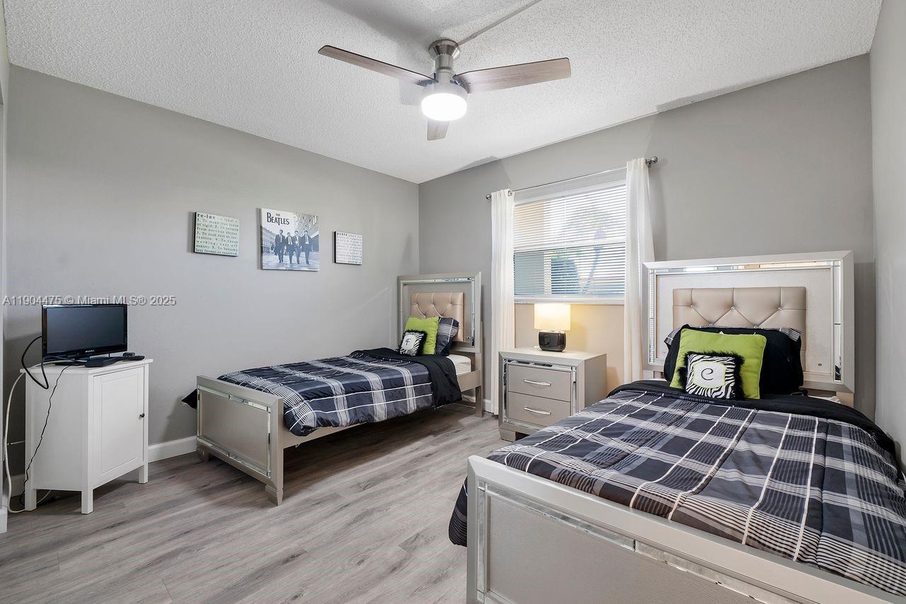 BARWOOD CONDO - Residential