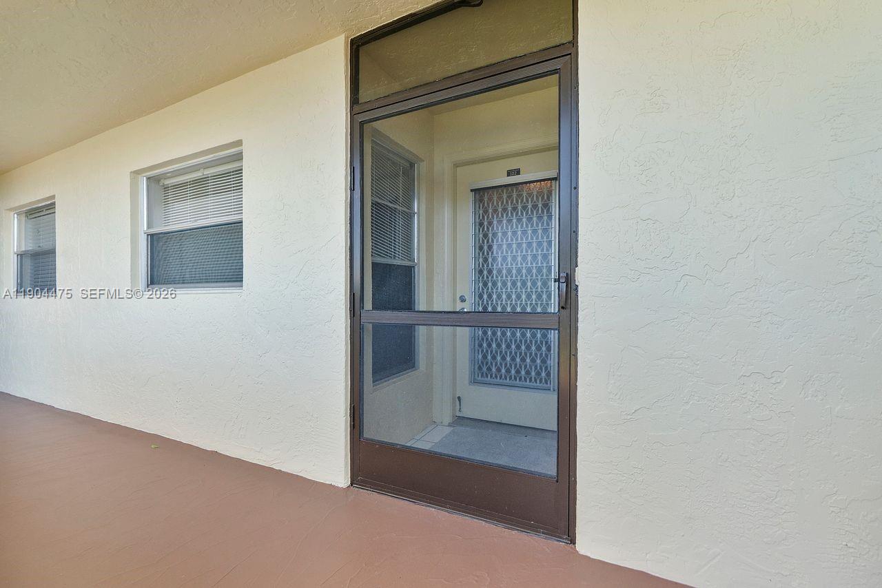 BARWOOD CONDO - Residential