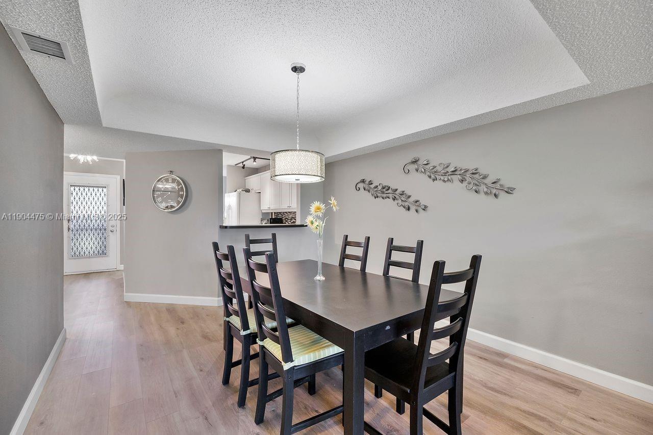 BARWOOD CONDO - Residential