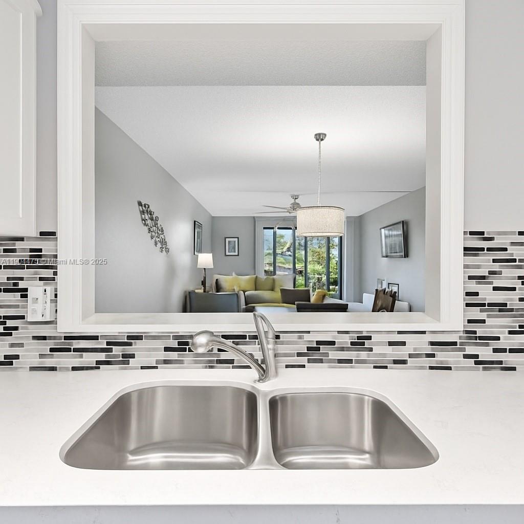 BARWOOD CONDO - Residential