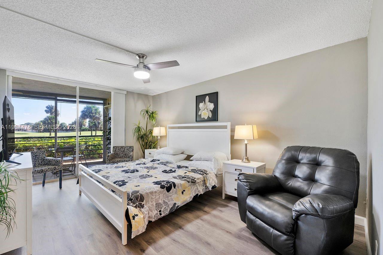 BARWOOD CONDO - Residential