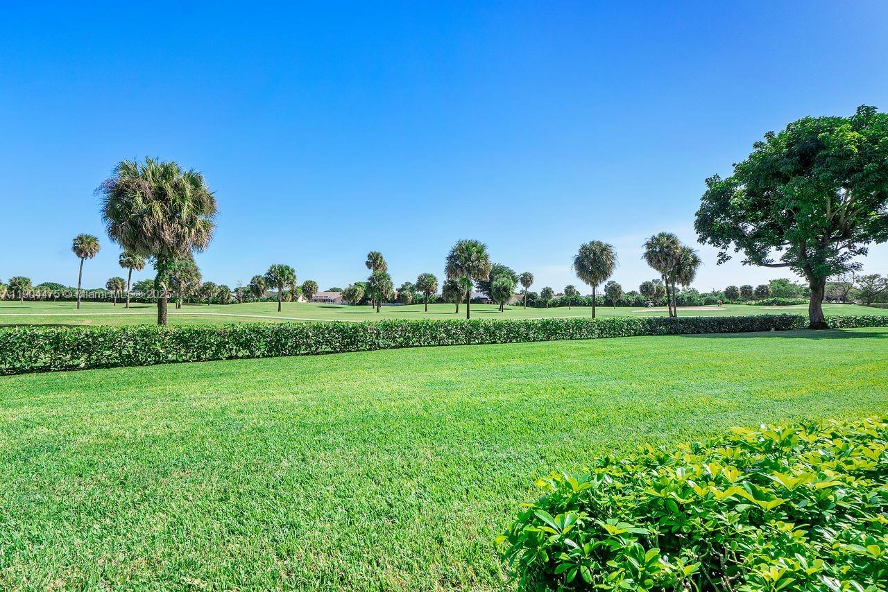 BARWOOD CONDO - Residential