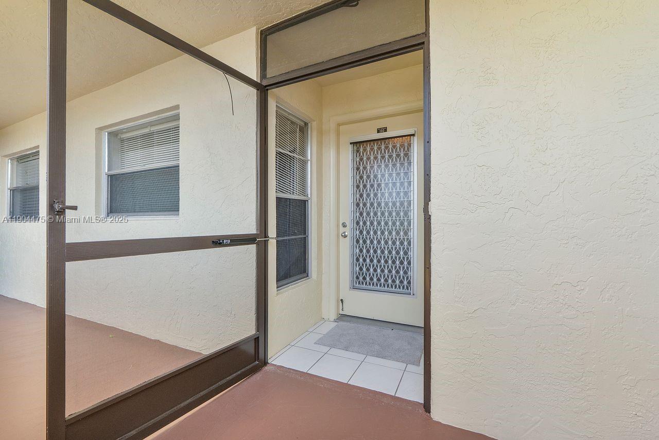 BARWOOD CONDO - Residential