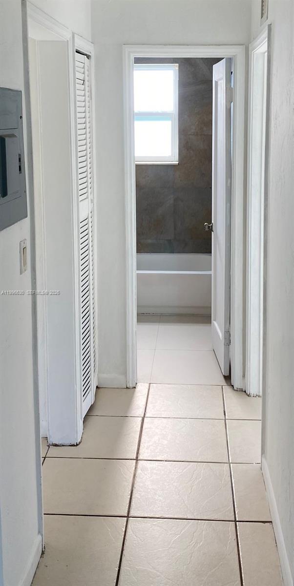 DAVIS ADDN TO BISC PARK V - Residential Lease