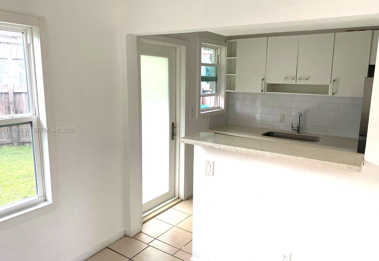 DAVIS ADDN TO BISC PARK V - Residential Lease