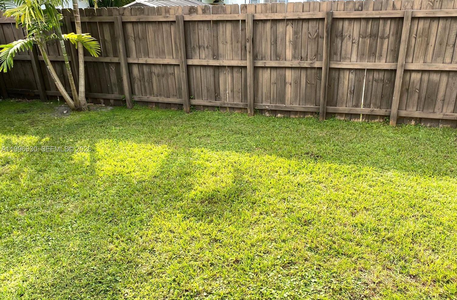 DAVIS ADDN TO BISC PARK V - Residential Lease