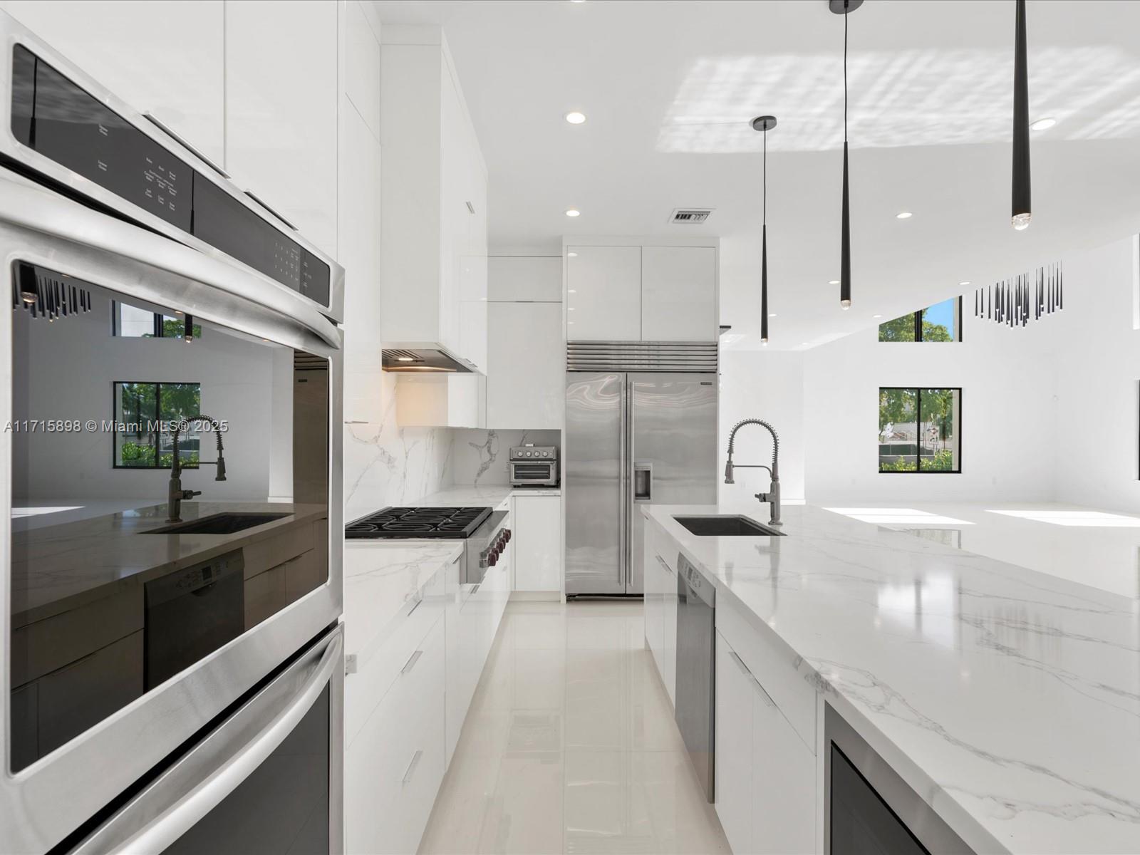 EASTERN SHORES 1ST ADDN - Residential