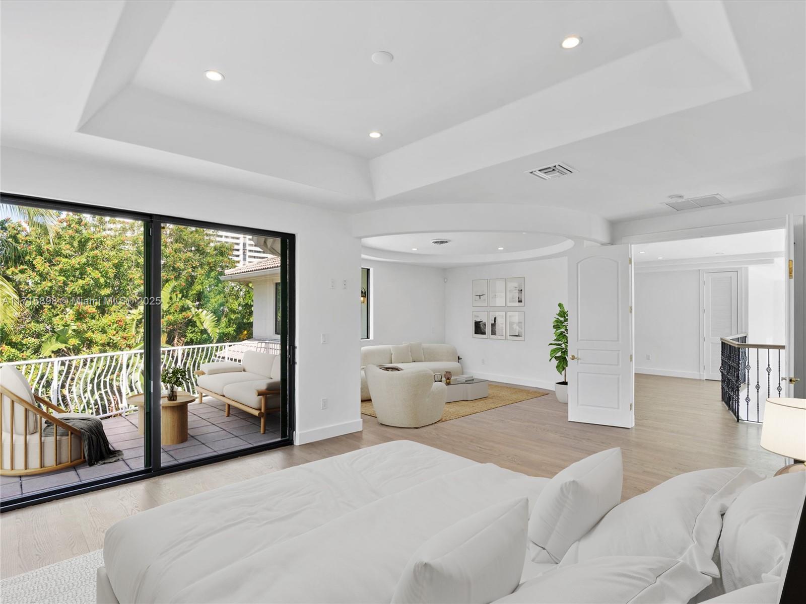 EASTERN SHORES 1ST ADDN - Residential