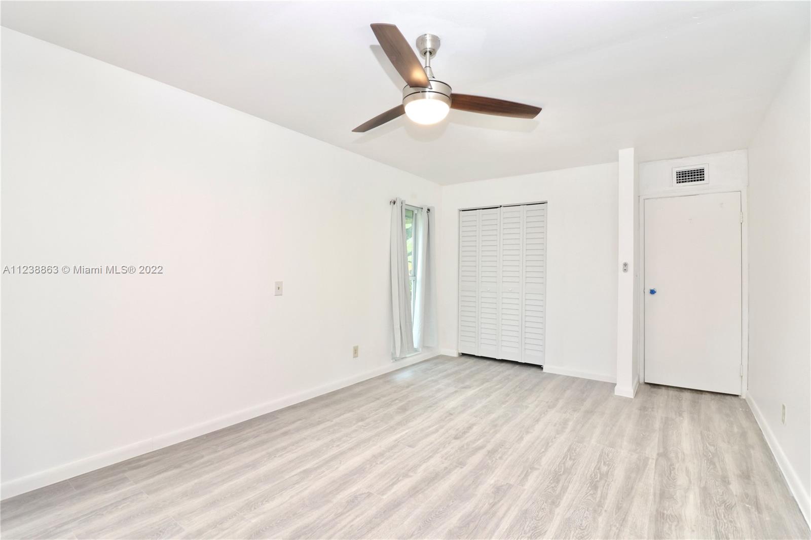 MAINLANDS OF TAMARAC LAKE - Residential