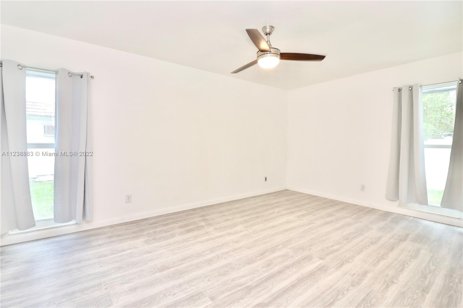 MAINLANDS OF TAMARAC LAKE - Residential