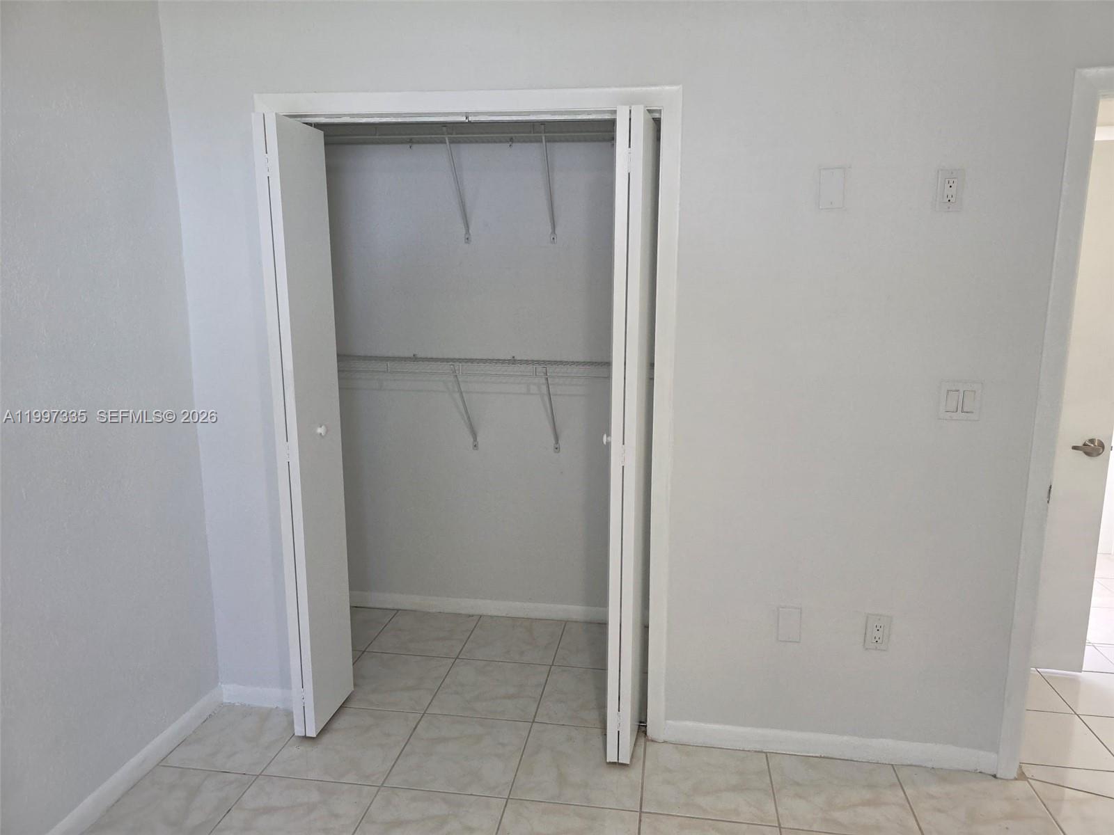 GREEN PARK SUB - Residential Lease