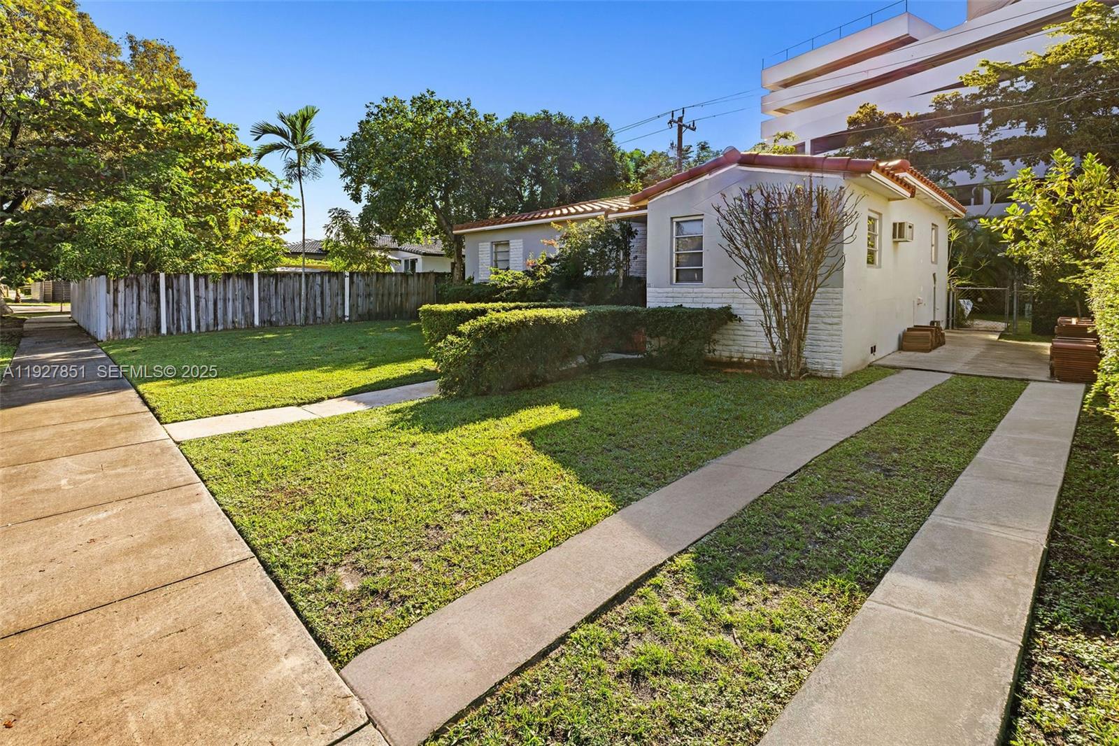 CORAL GATE SEC D - Residential