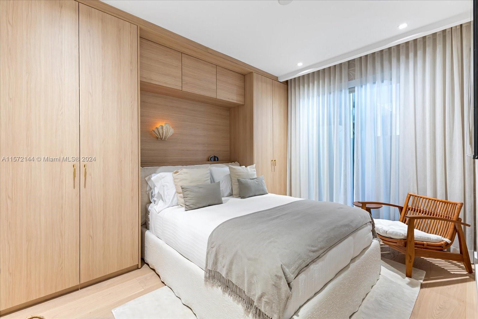 BAYSIDE VILLAGE EAST - Residential Lease