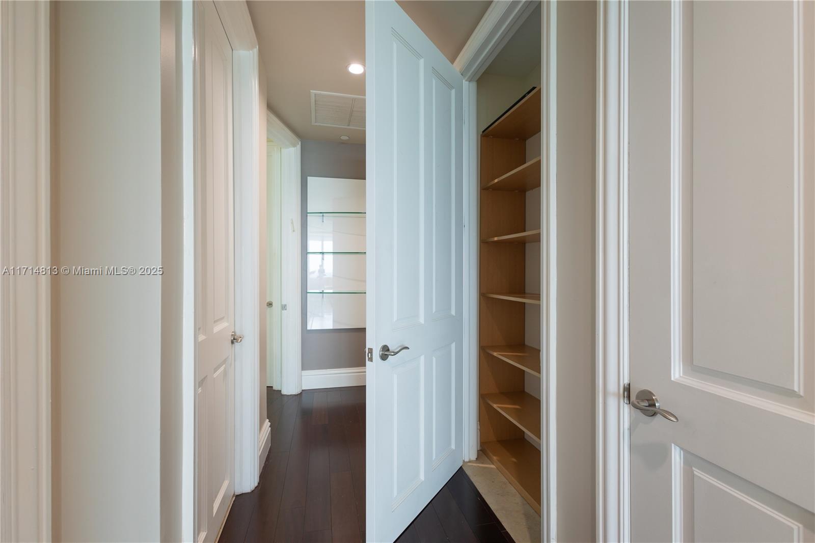 10295 COLLINS AVE RESDNTA - Residential