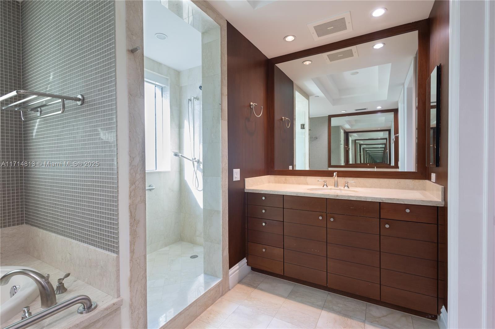 10295 COLLINS AVE RESDNTA - Residential