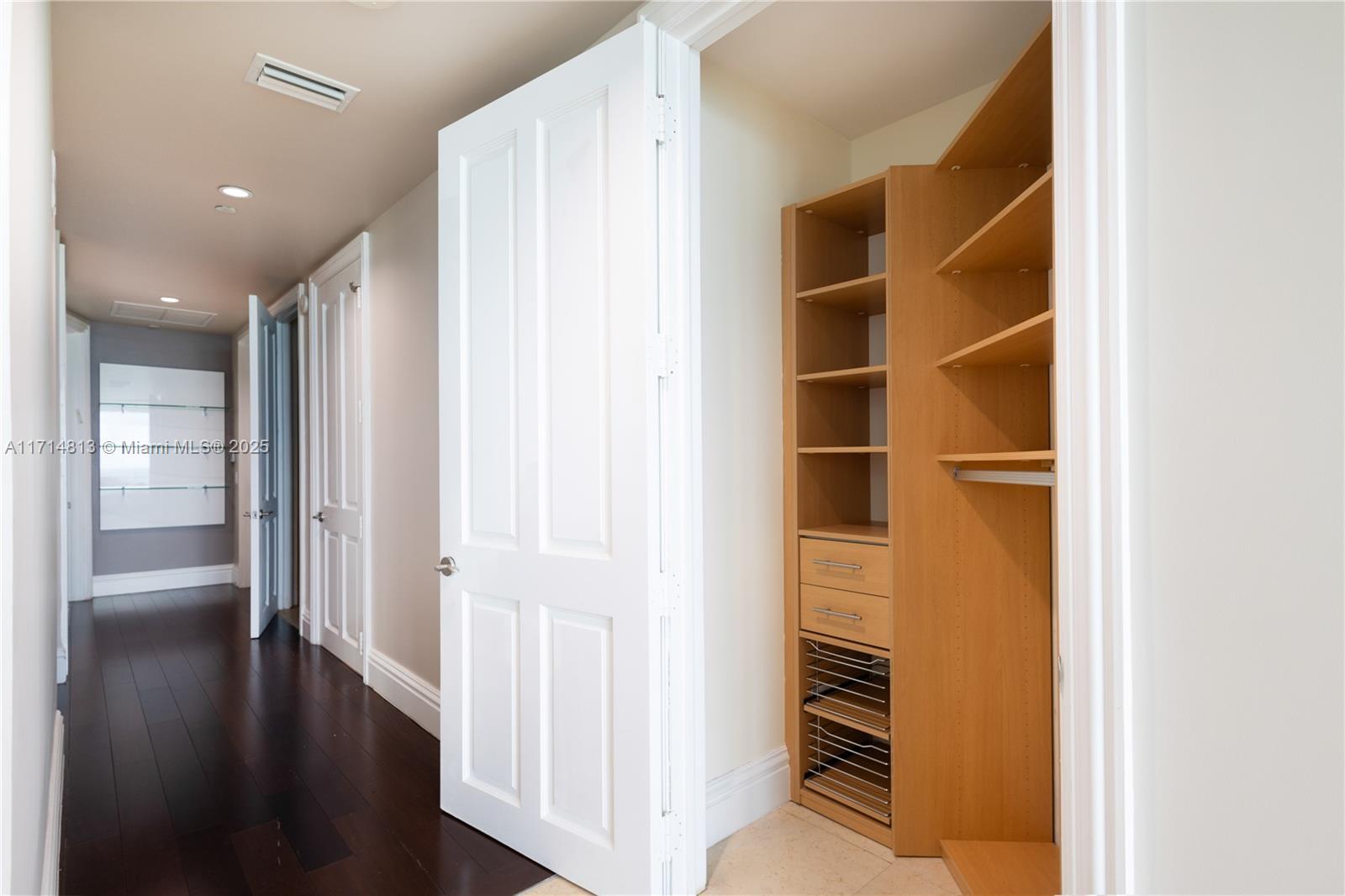 10295 COLLINS AVE RESDNTA - Residential